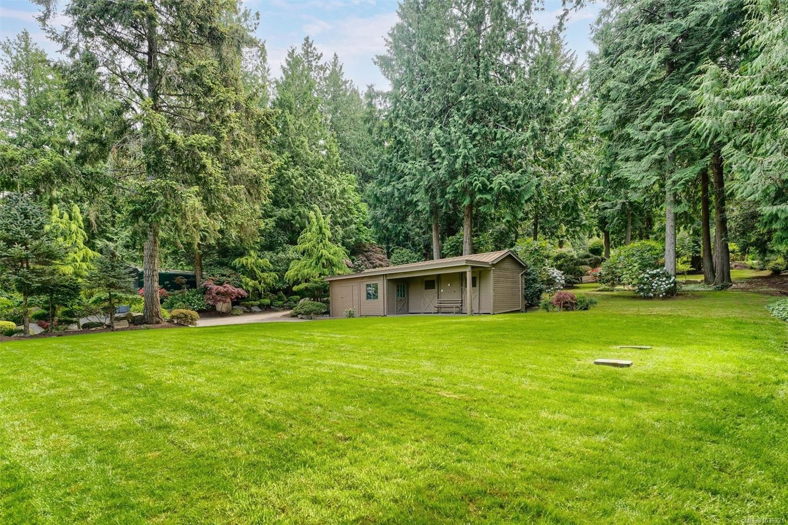 960 Lands End End, North Saanich, BC