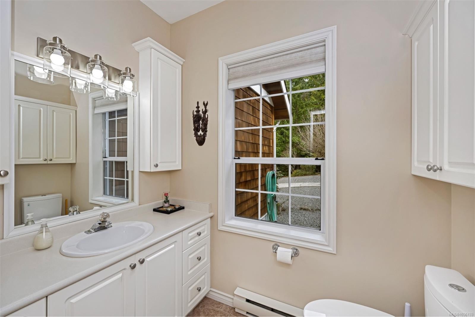2812 Southey Point Rd, Salt Spring, BC