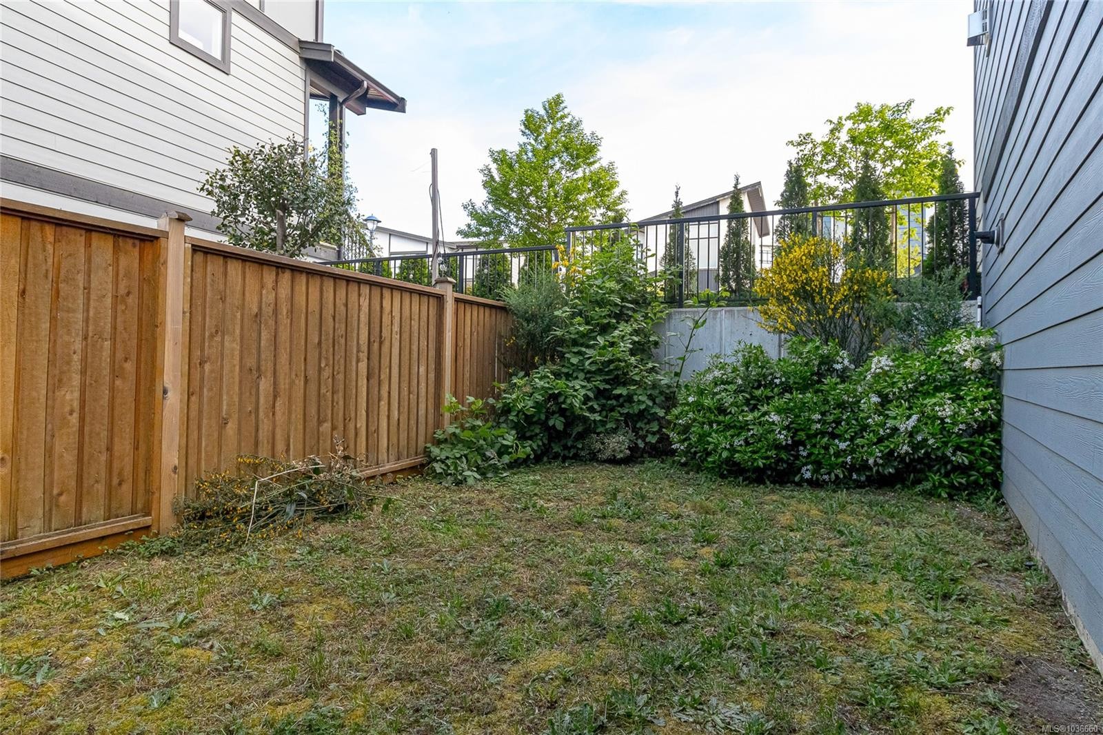 2716 Celestial Crt, Langford, BC