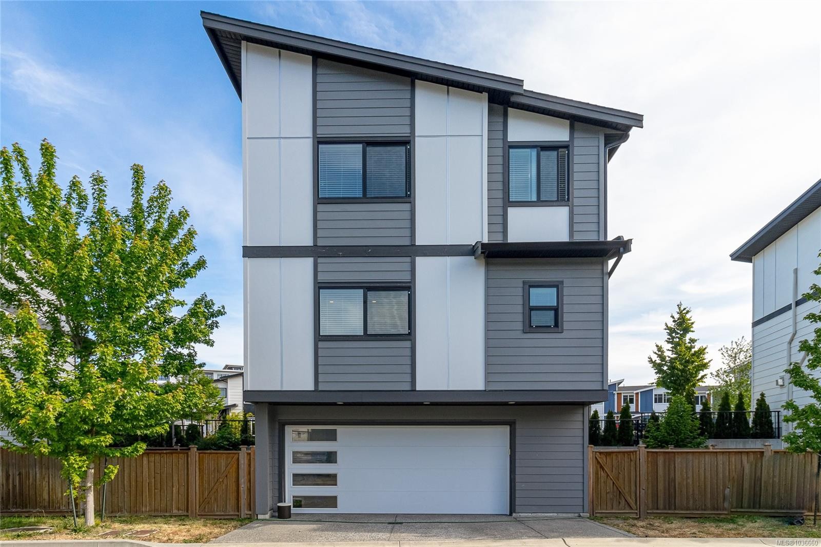2716 Celestial Crt, Langford, BC
