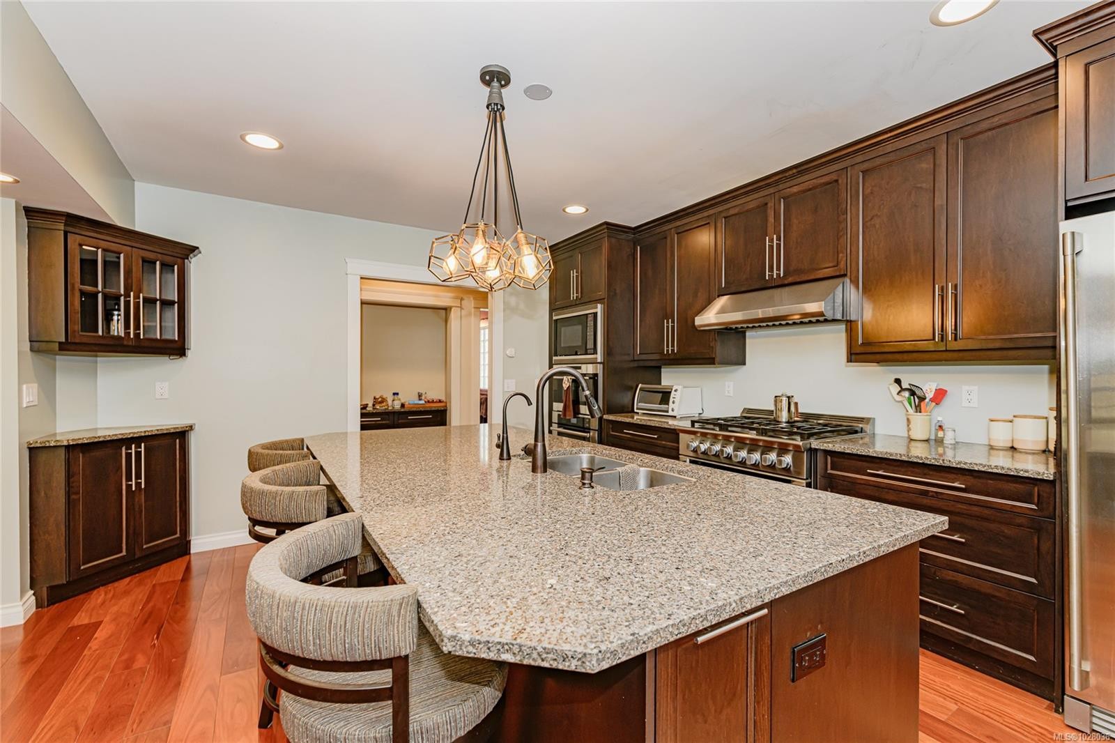 1832 Fulford-Ganges Rd, Salt Spring, BC