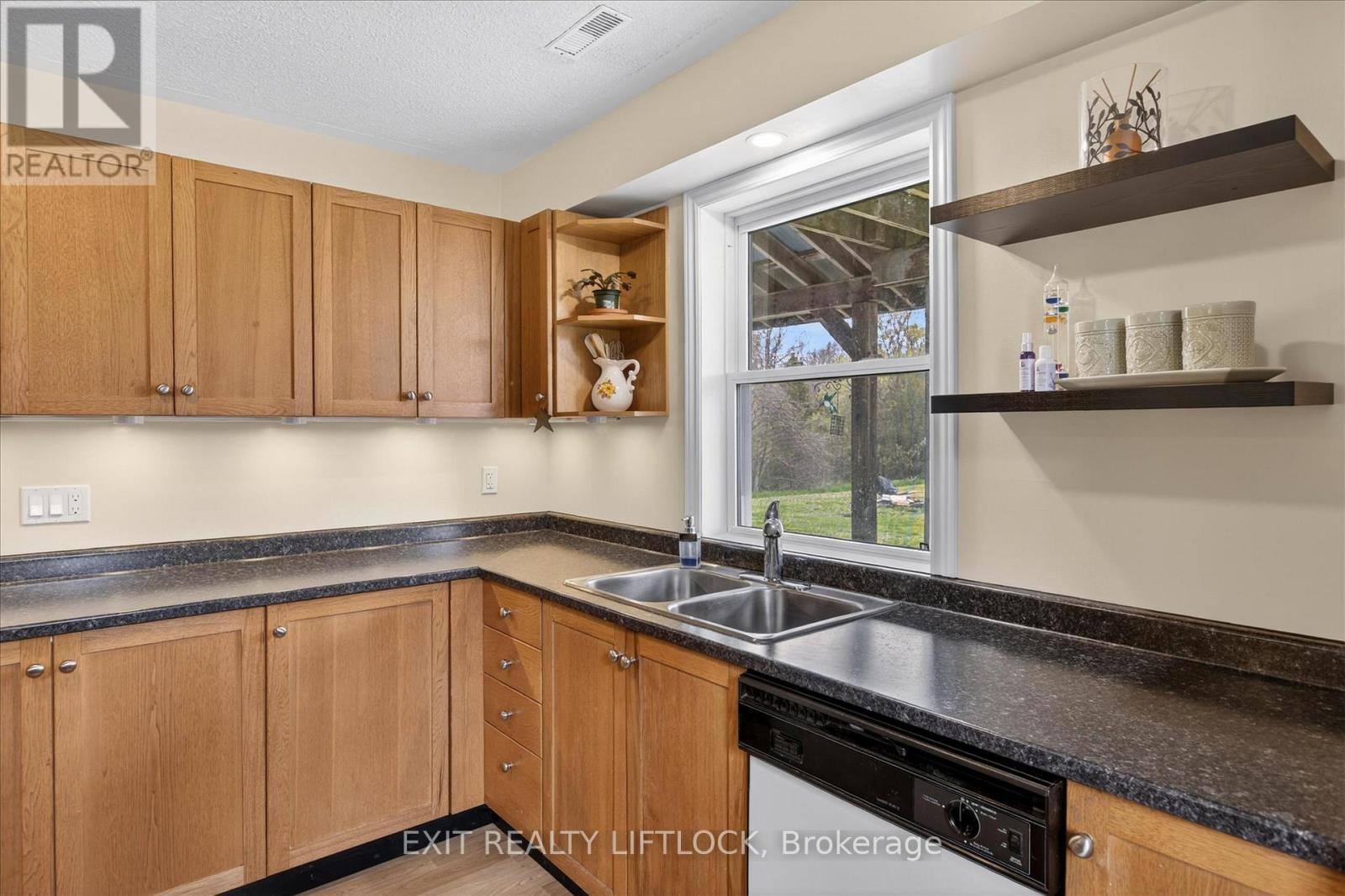39 Third Line Rd S Dummer, Douro-Dummer, ON