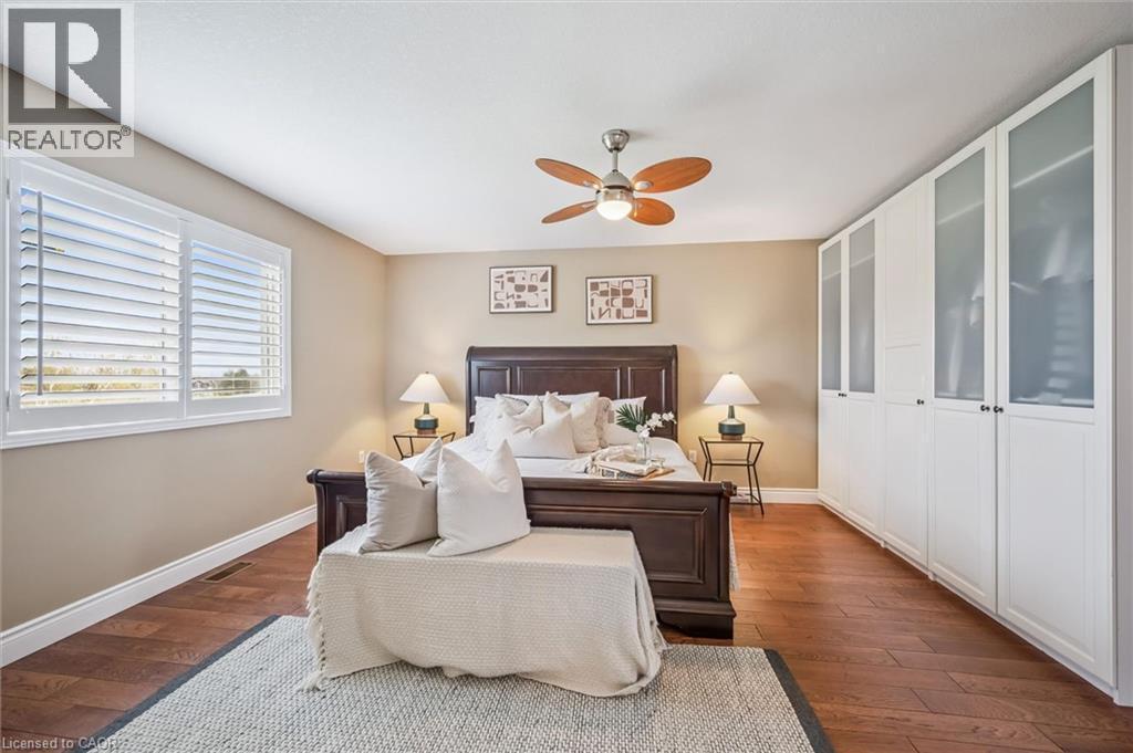 96 Hay Crescent, Cambridge, ON - Indoor Photo Showing Bedroom