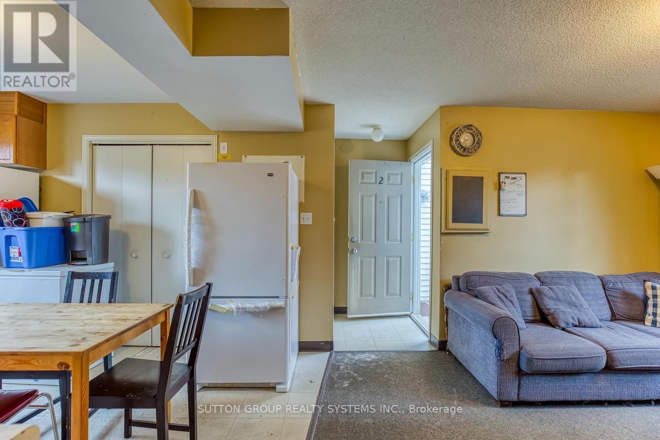 360 Erb Street W, Waterloo, ON - Indoor