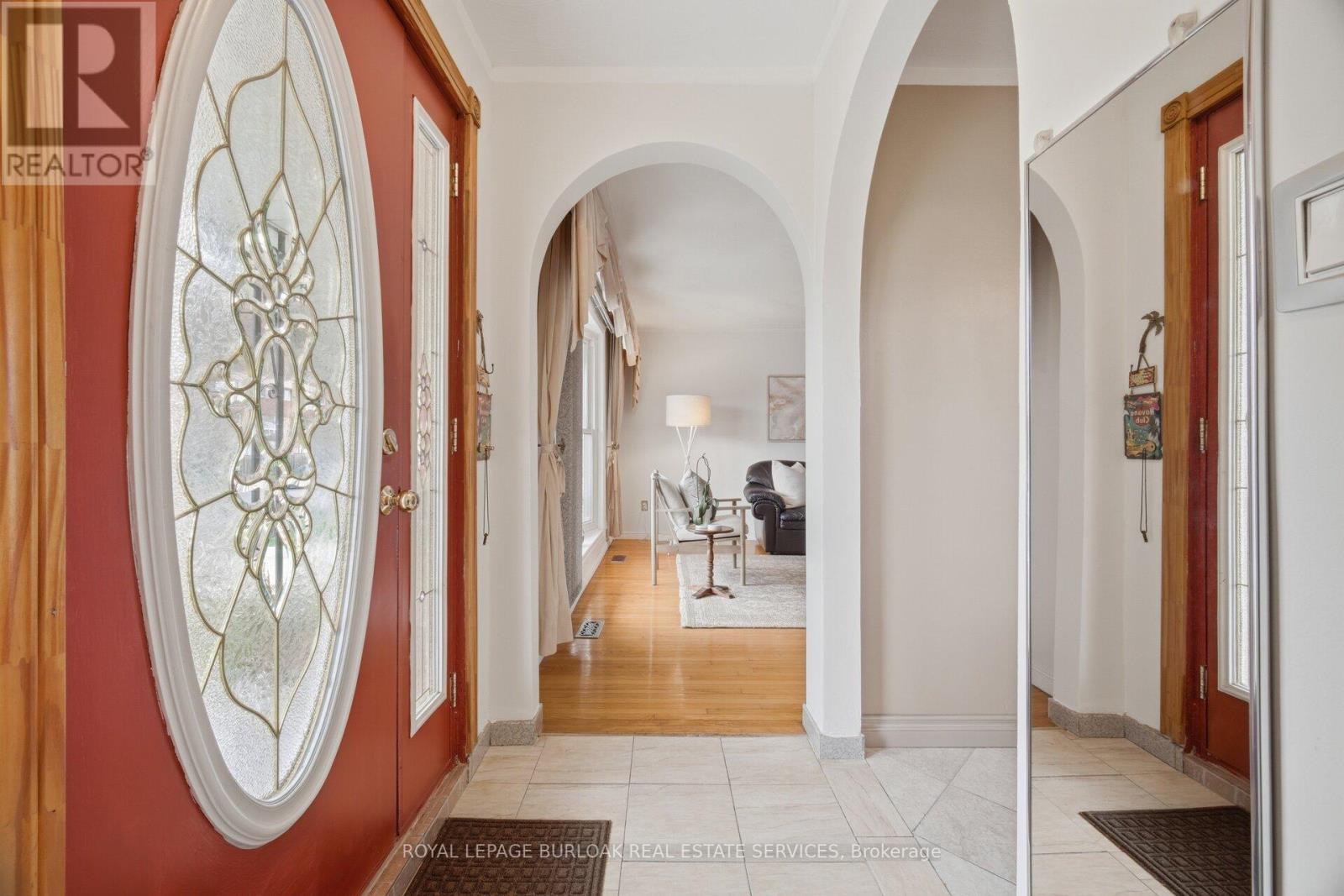 31 Summercrest Drive, Hamilton, ON - Indoor Photo Showing Other Room