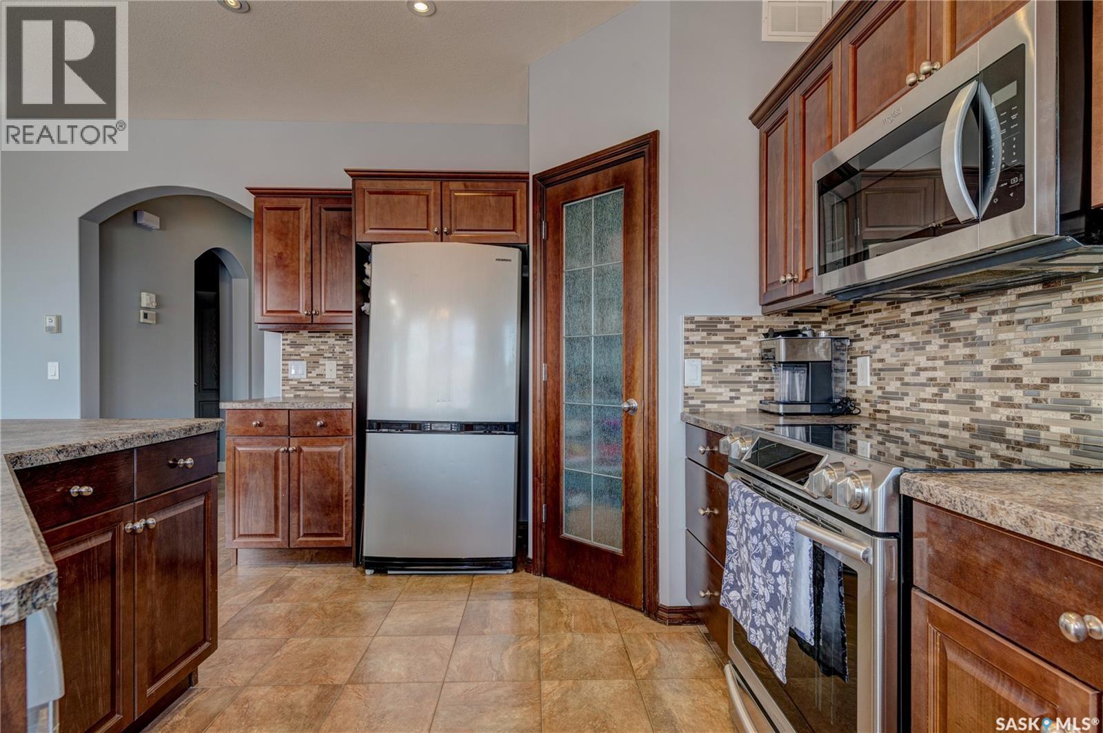 4003 Lepine Road, Regina, SK - Indoor Photo Showing Kitchen