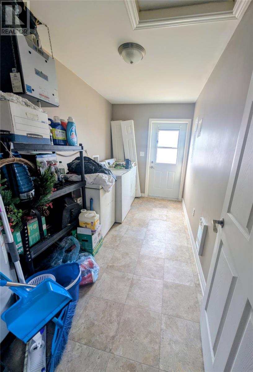 1-3 Murphy Crescent, Appleton, NL - Indoor