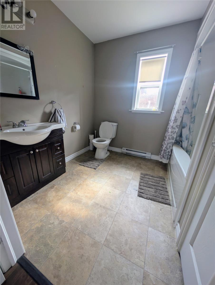 1-3 Murphy Crescent, Appleton, NL - Indoor Photo Showing Bathroom