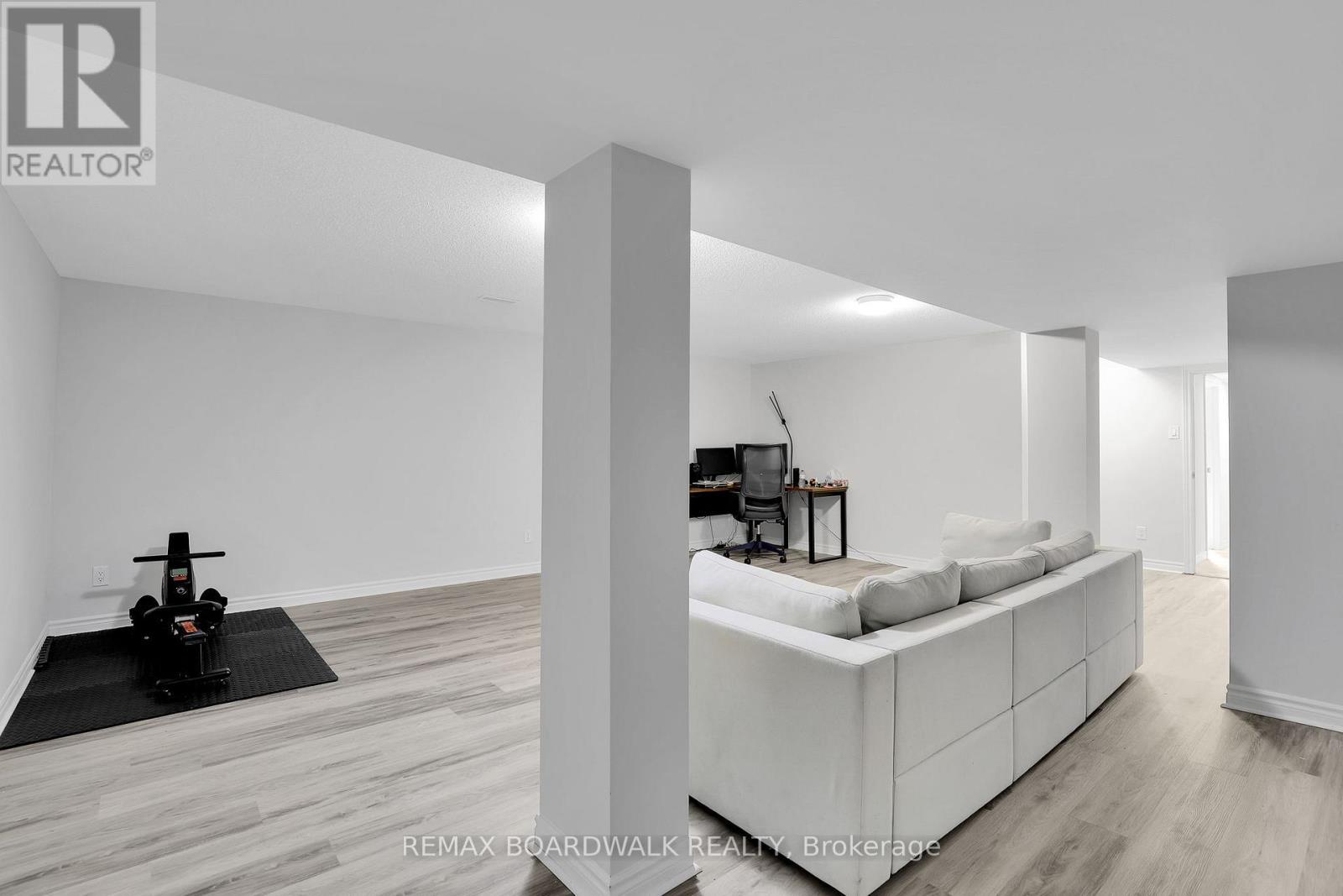 306 Pilot Private, Ottawa, ON - Indoor Photo Showing Other Room