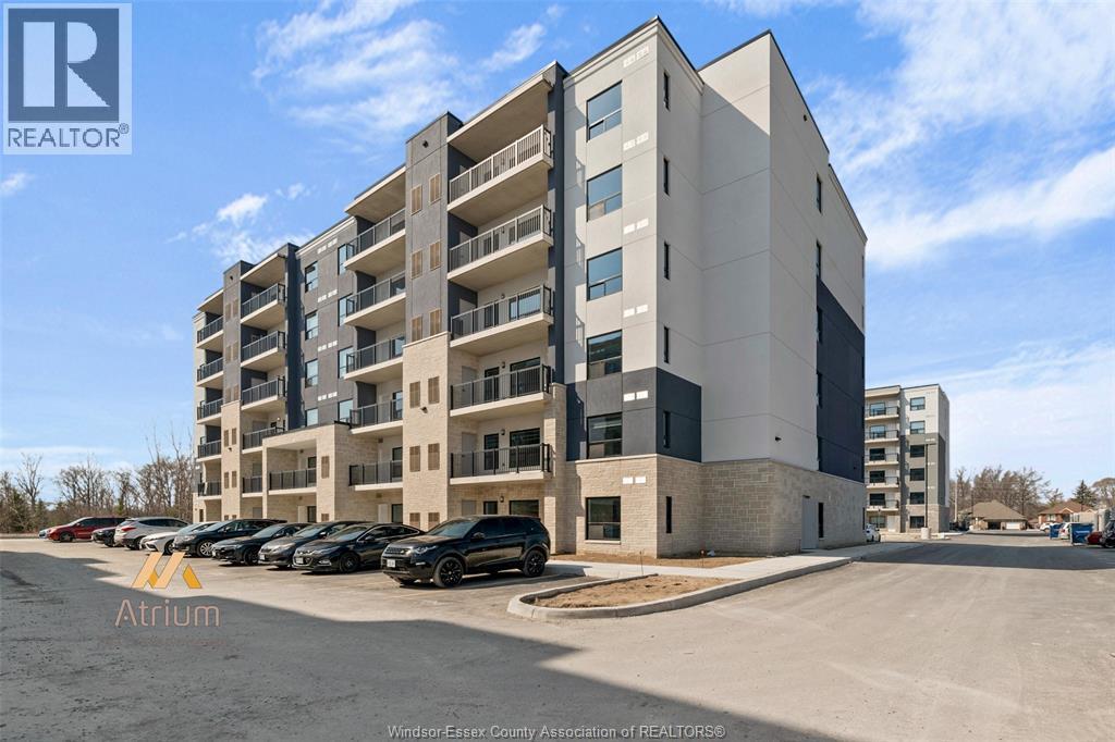 3320 Stella Crescent Unit# 116, Windsor, ON - Outdoor With Balcony With Facade
