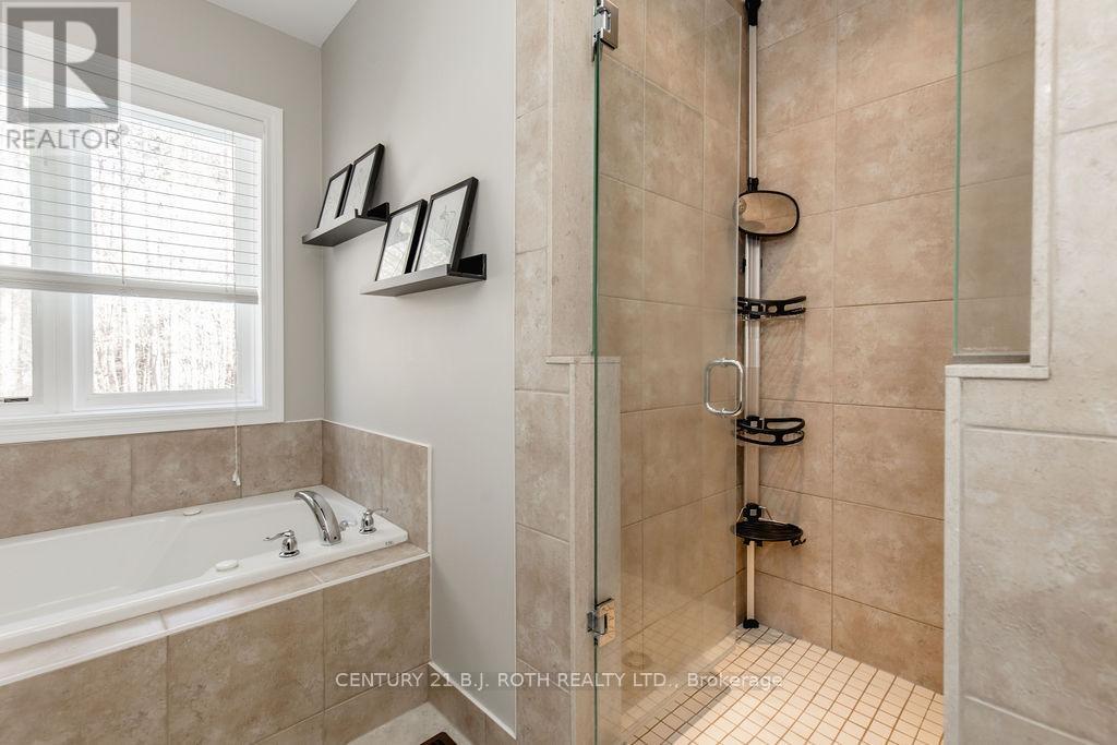 12 Lloyd Cook Drive E, Springwater, ON - Indoor Photo Showing Bathroom