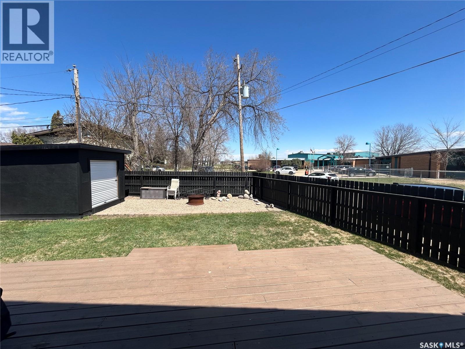 1613 Dieppe Crescent, Estevan, SK - Outdoor