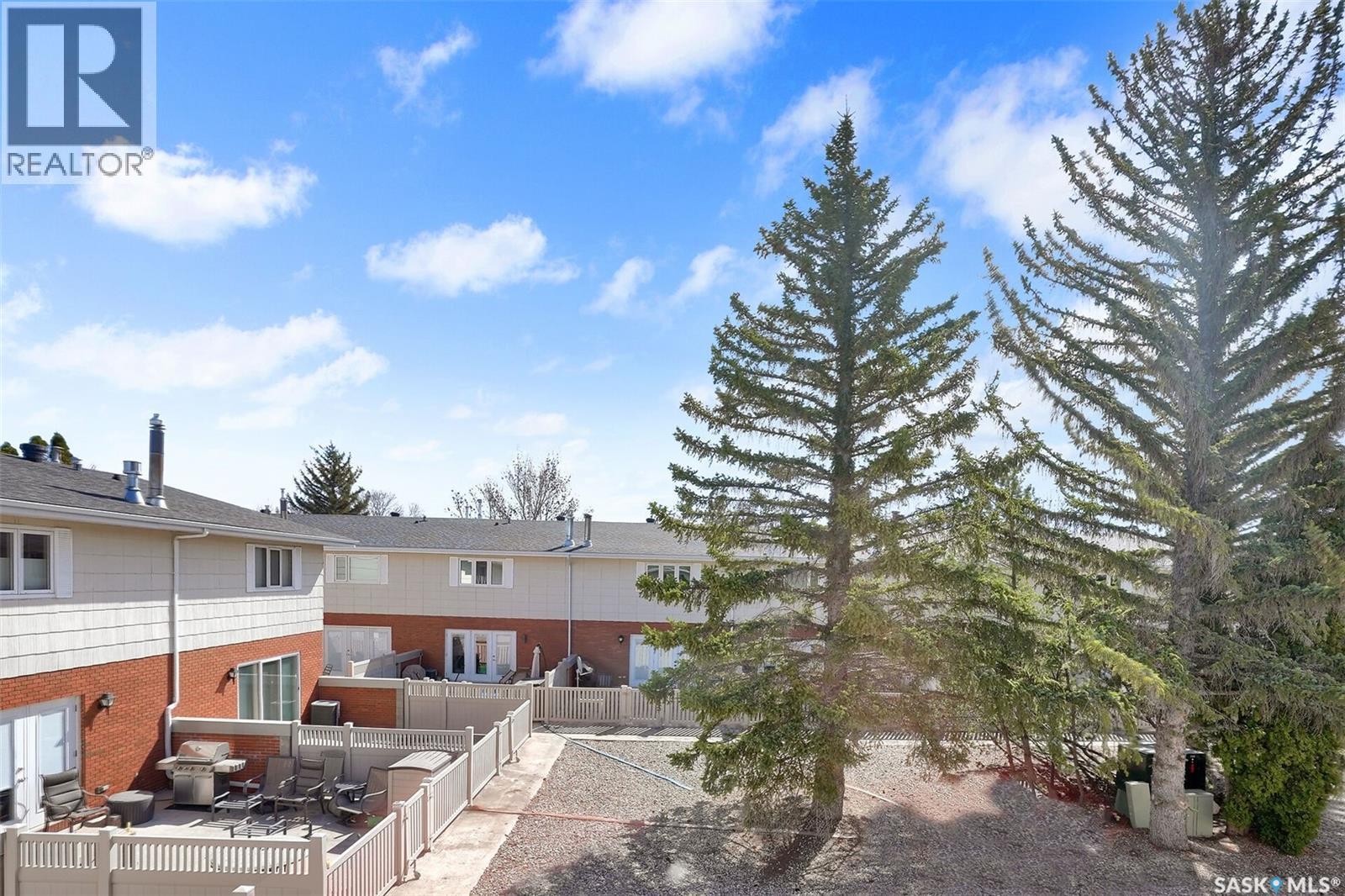 194 Plainsview Drive, Regina, SK - Outdoor