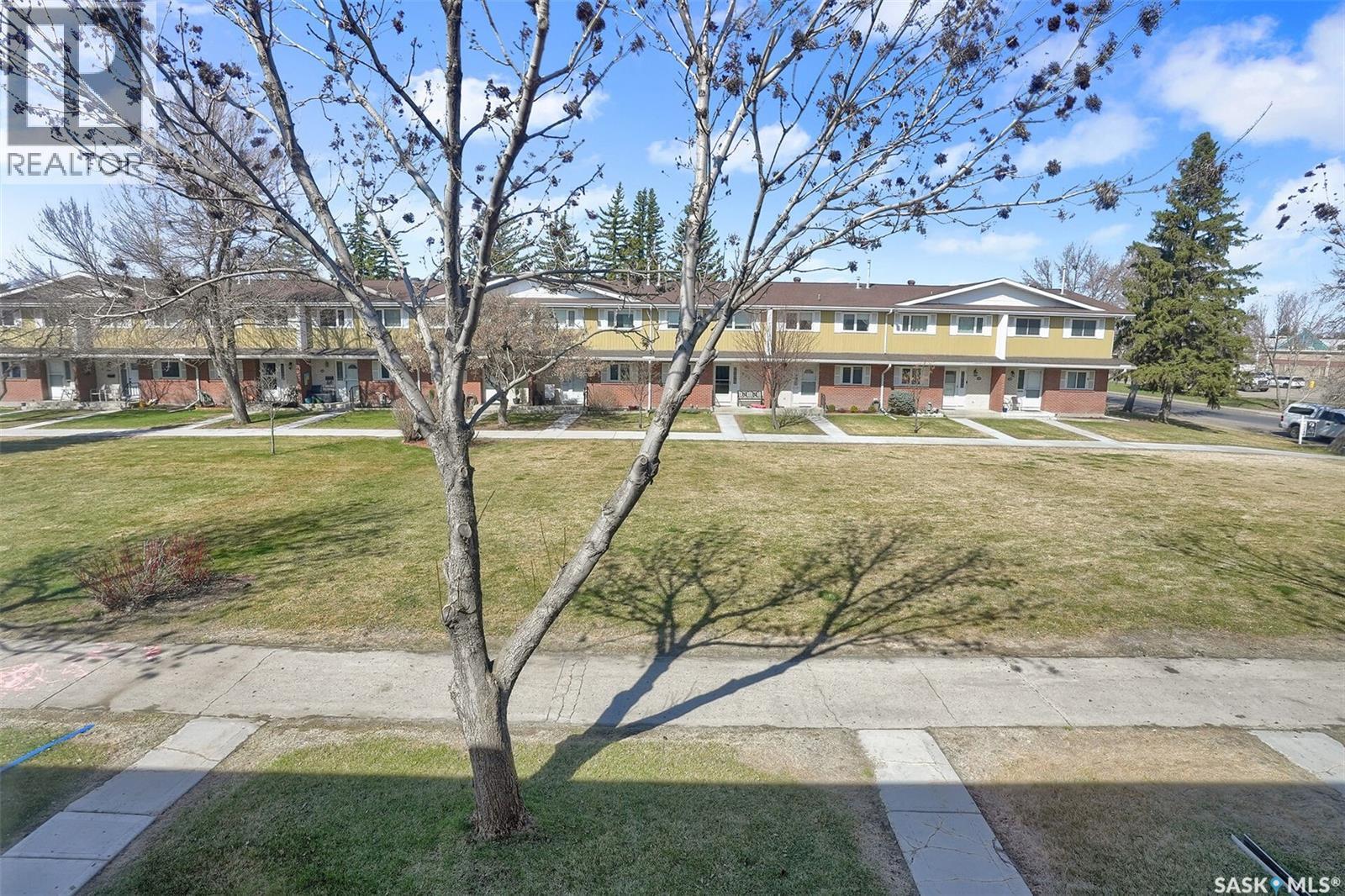 194 Plainsview Drive, Regina, SK - Outdoor