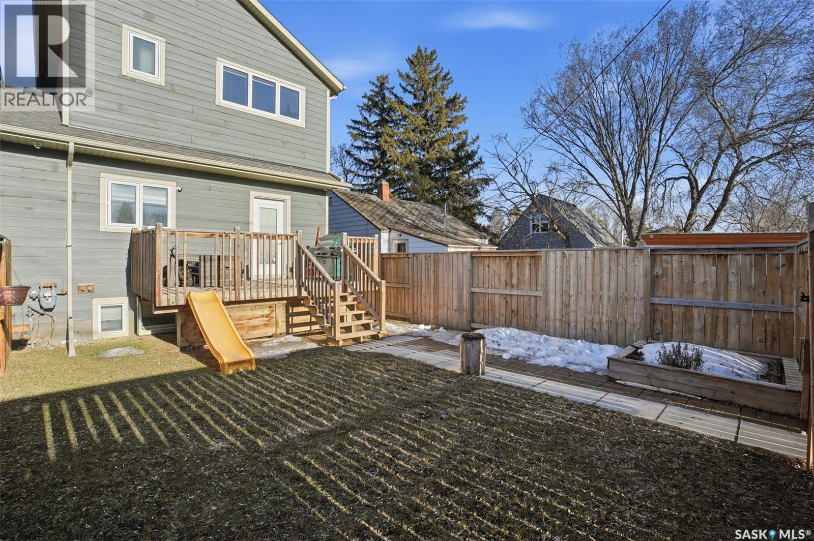 1409 2Nd Avenue N, Saskatoon, SK - Outdoor With Deck Patio Veranda