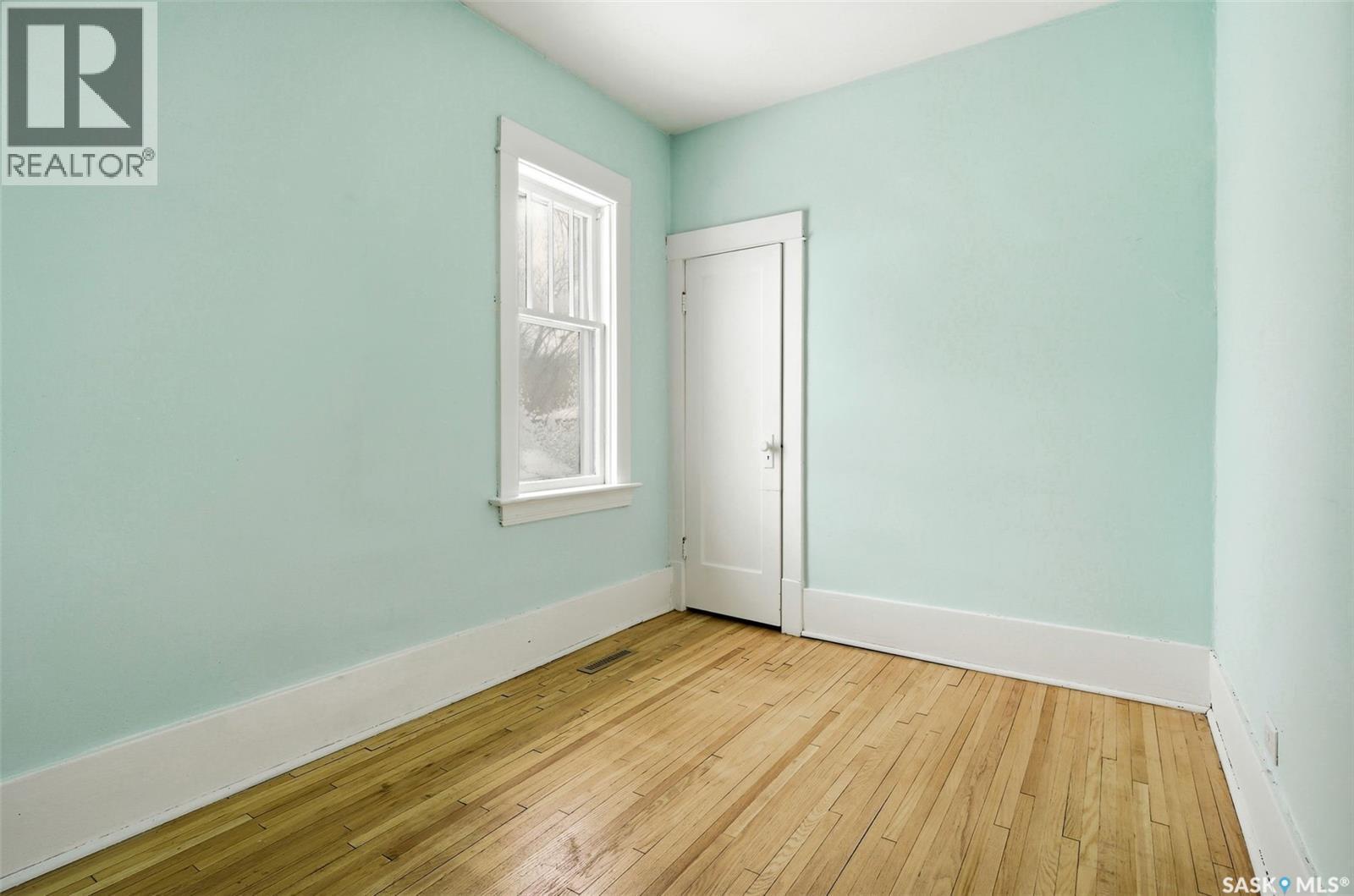 1929 Toronto Street, Regina, SK - Indoor Photo Showing Bedroom