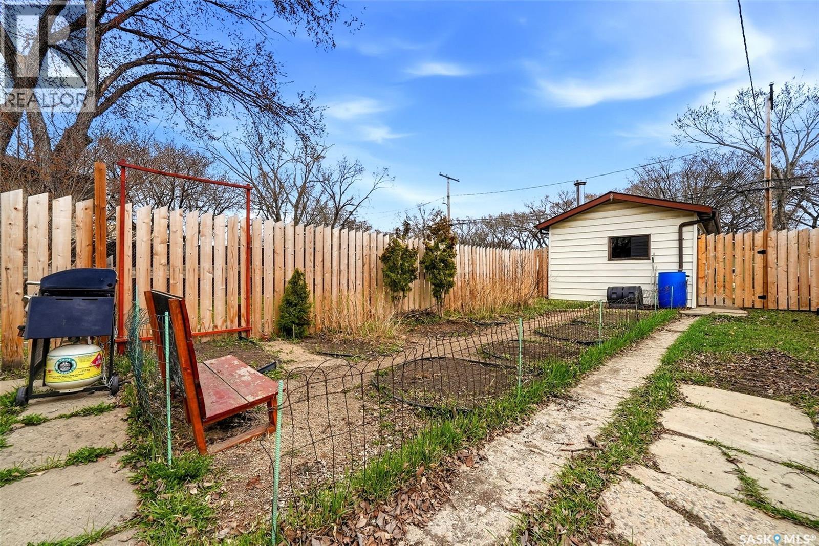 1929 Toronto Street, Regina, SK - Outdoor