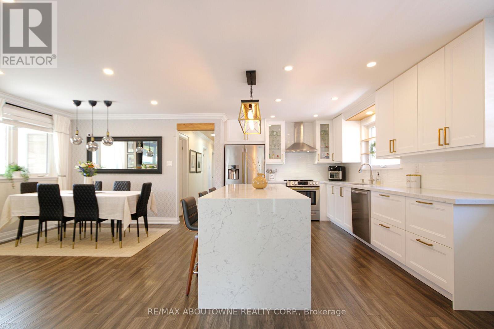3302 Cardross Road, Mississauga, ON - Indoor