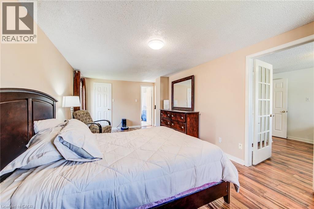 13 Gateview Drive, Waterloo, ON - Indoor Photo Showing Bedroom