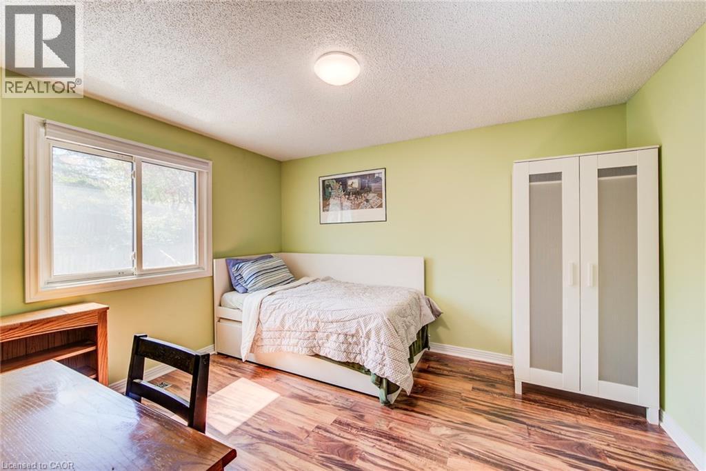 13 Gateview Drive, Waterloo, ON - Indoor Photo Showing Bedroom