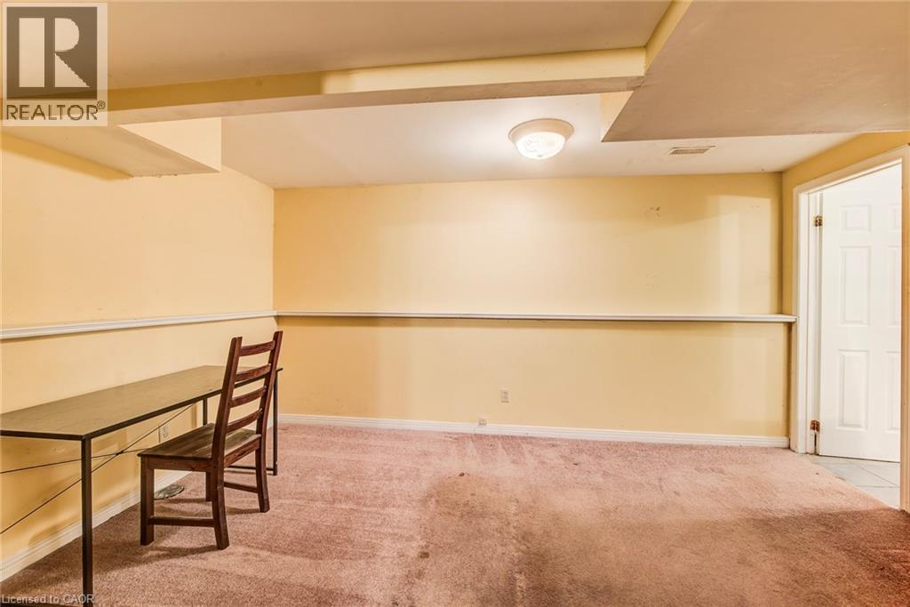 with ensuite - 13 Gateview Drive, Waterloo, ON - Indoor Photo Showing Other Room