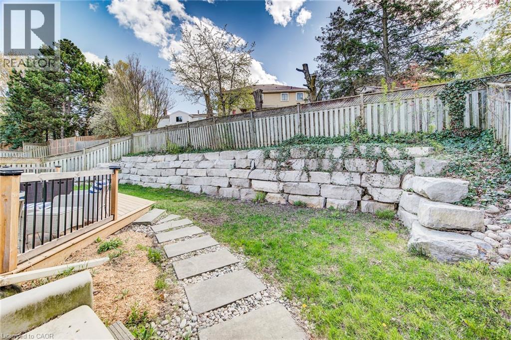 13 Gateview Drive, Waterloo, ON - Outdoor
