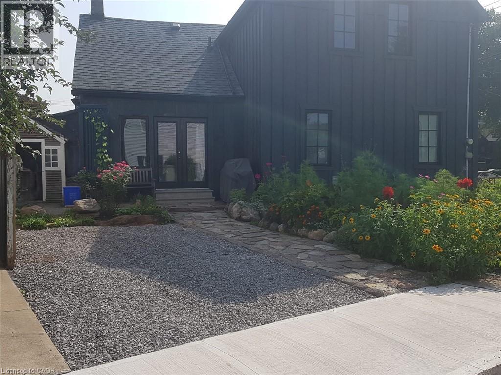 446 Macnab Street N, Hamilton, ON - Outdoor