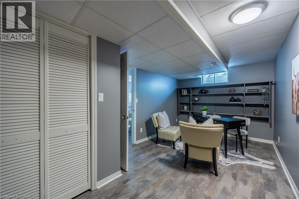 1 Bostwick Crescent, Lynedoch, ON - Indoor Photo Showing Other Room