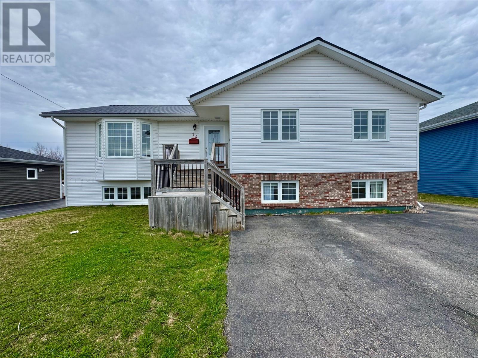 14 Wright Crescent, Gander, NL - Outdoor