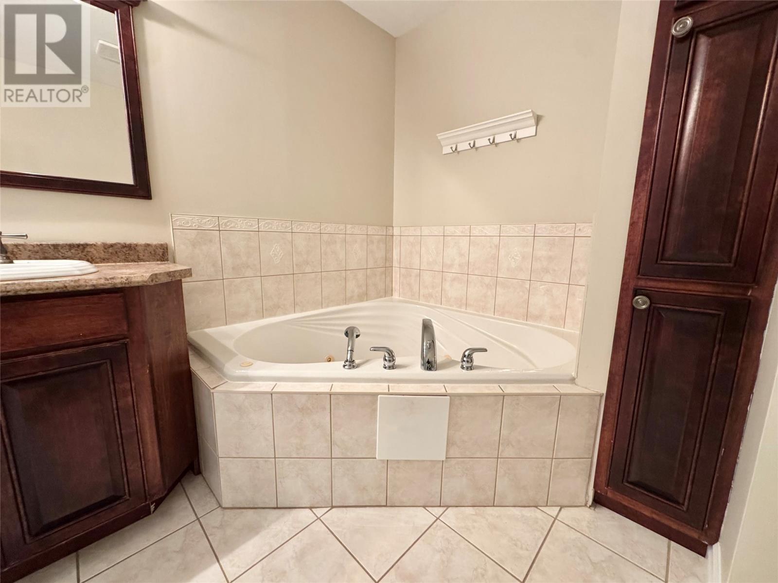 14 Wright Crescent, Gander, NL - Indoor Photo Showing Bathroom