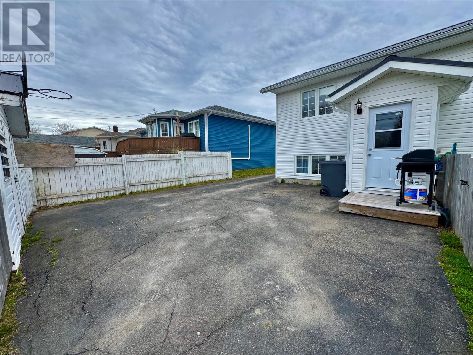 14 Wright Crescent, Gander, NL - Outdoor