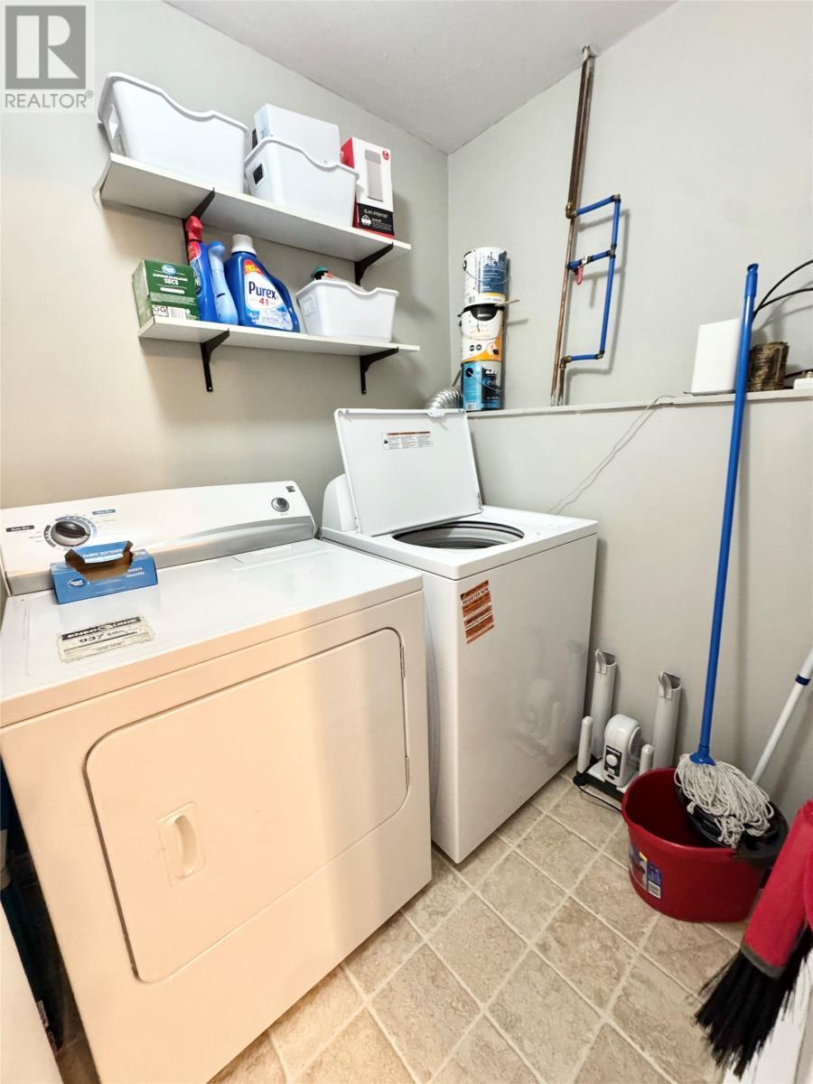 14 Wright Crescent, Gander, NL - Indoor Photo Showing Laundry Room
