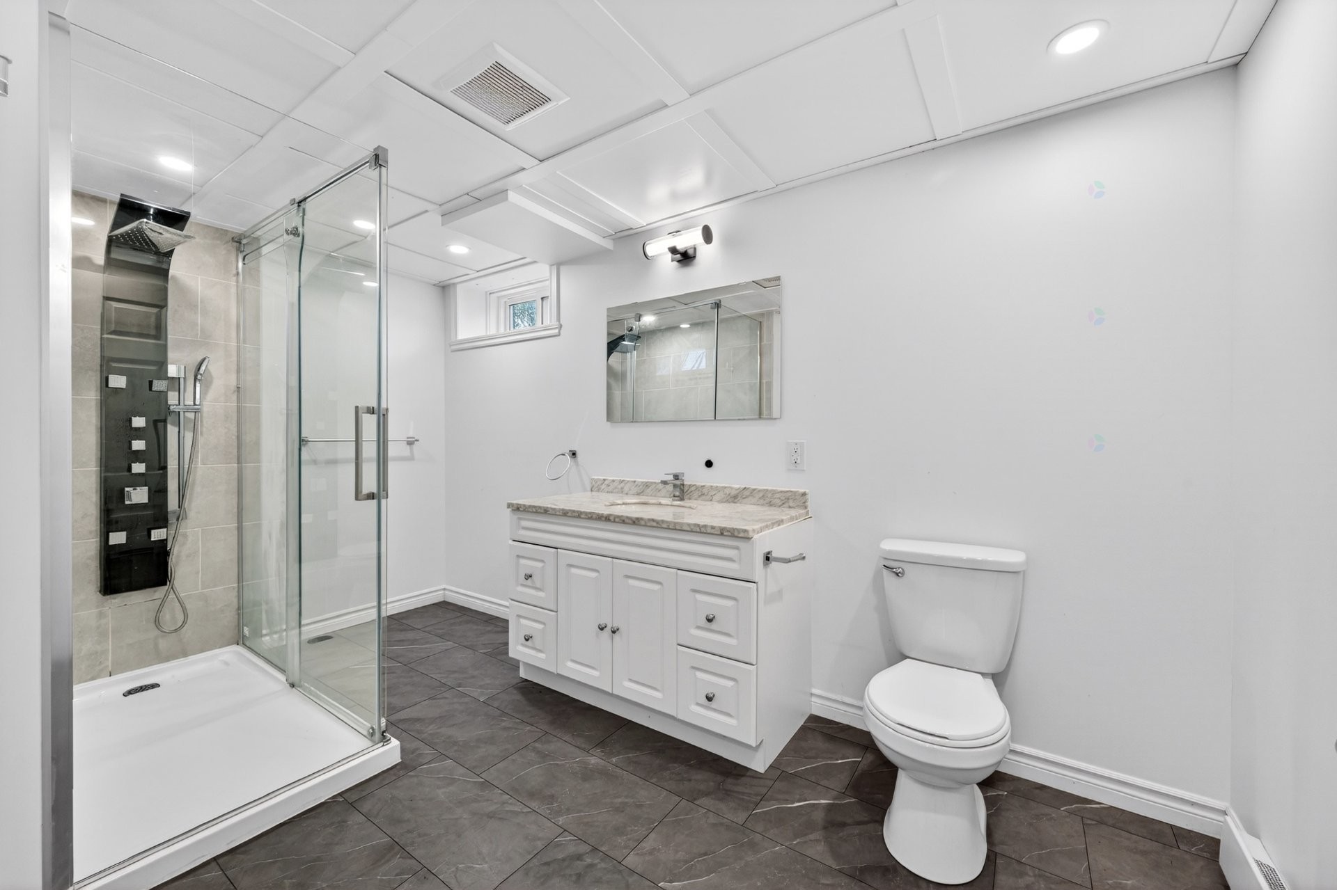 Bathroom - 430 Rue Jacques-David, Montréal (L'Île-Bizard/Sainte-Geneviève), QC - Indoor Photo Showing Bathroom