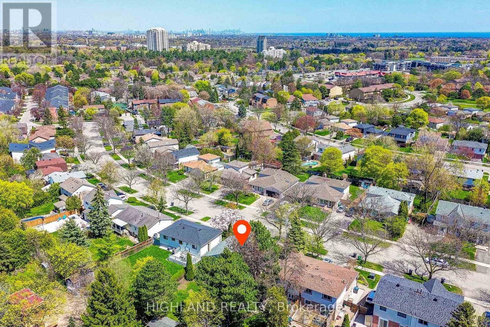 2231 Buttonbush Crescent, Mississauga, ON - Outdoor With View