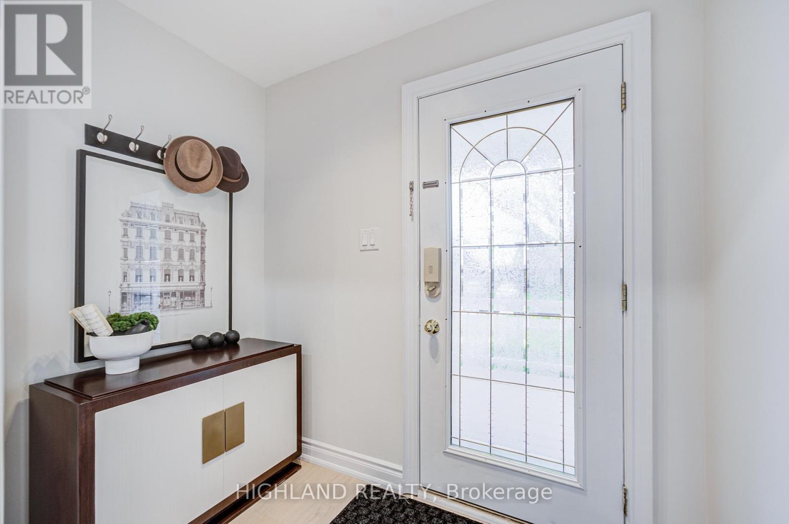 2231 Buttonbush Crescent, Mississauga, ON - Indoor Photo Showing Other Room