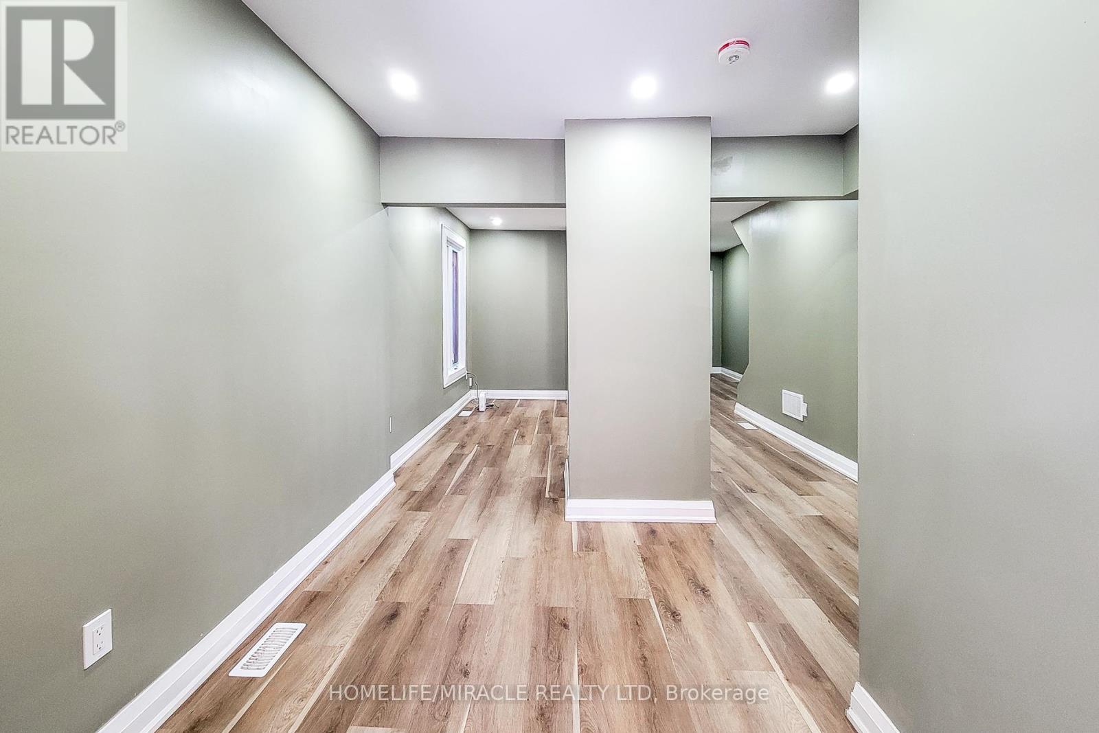 334 Gage Avenue, Hamilton, ON - Indoor Photo Showing Other Room