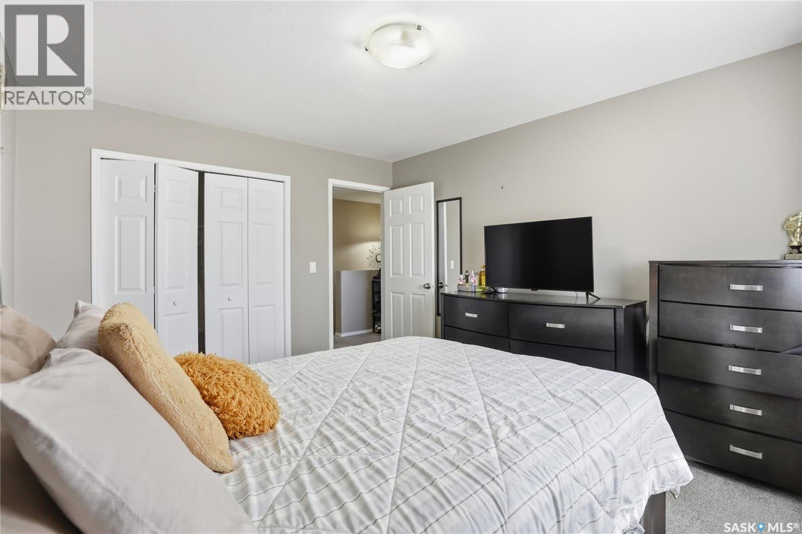 20 515 Centennial Drive, Warman, SK - Indoor Photo Showing Bedroom