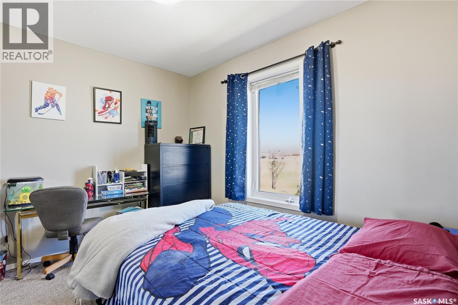 20 515 Centennial Drive, Warman, SK - Indoor Photo Showing Bedroom