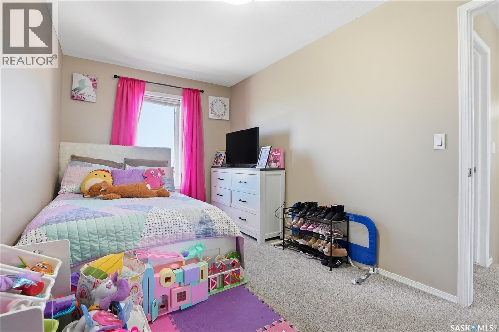 20 515 Centennial Drive, Warman, SK - Indoor Photo Showing Bedroom