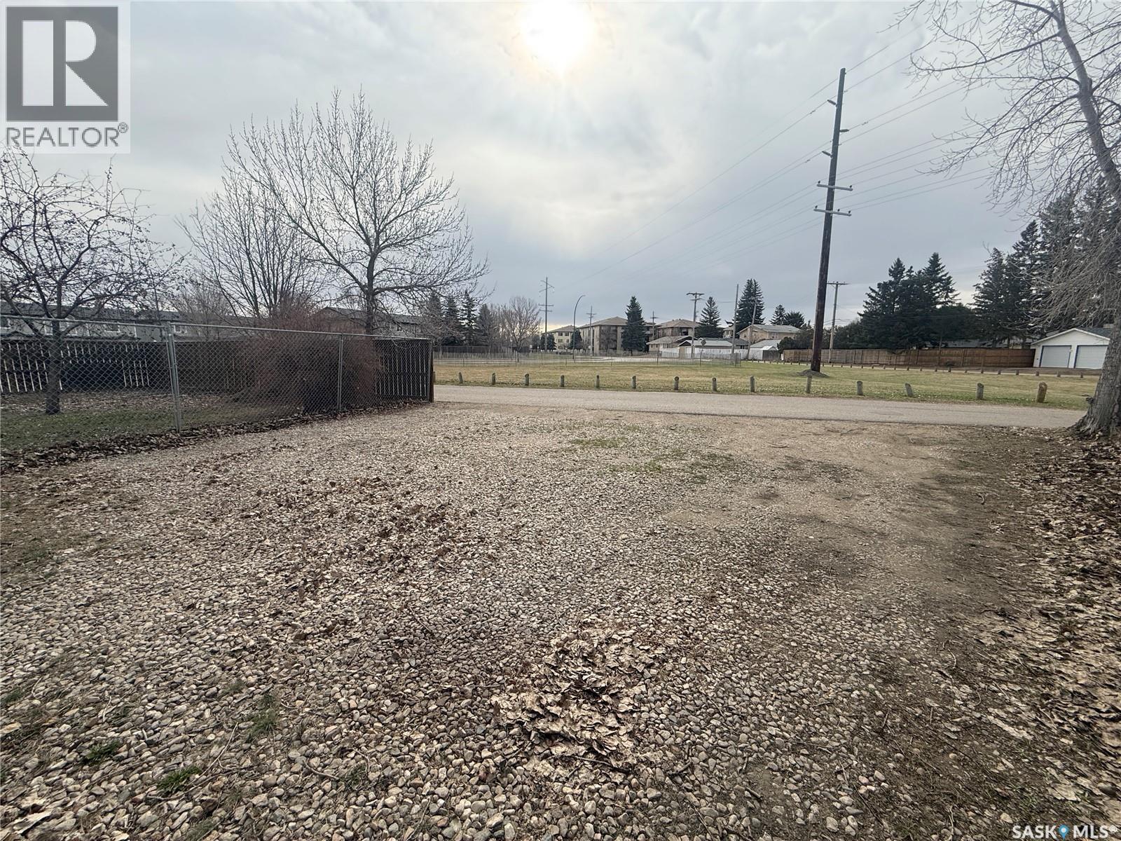 859 Rutherford Way, Saskatoon, SK - Outdoor