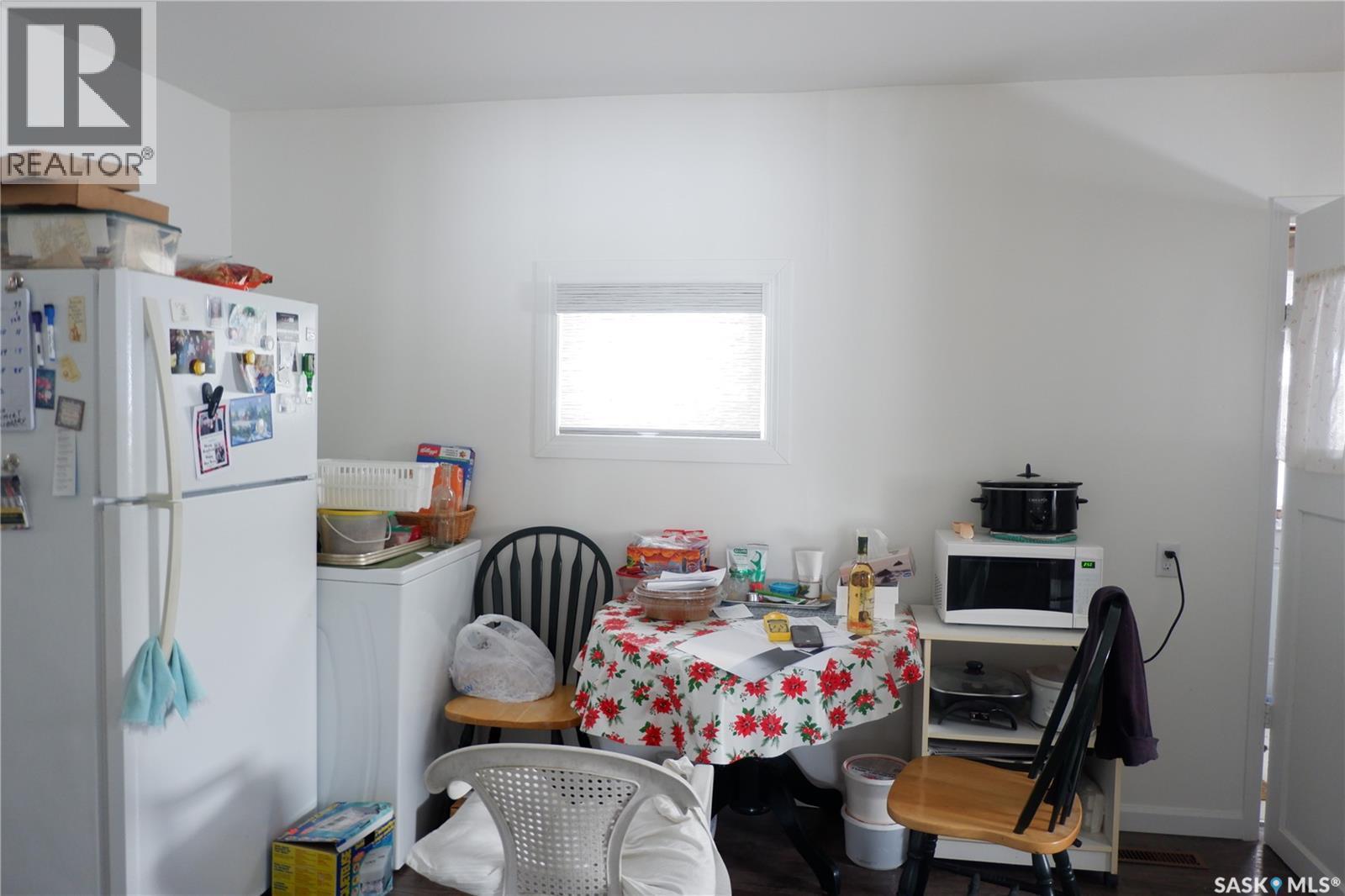 110 Railway Avenue E, Eyebrow, SK - Indoor Photo Showing Office