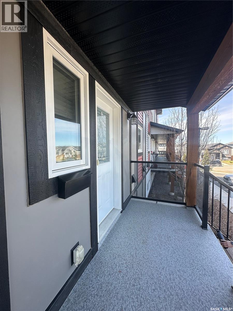 271 250 Akhtar Bend, Saskatoon, SK - Outdoor With Exterior