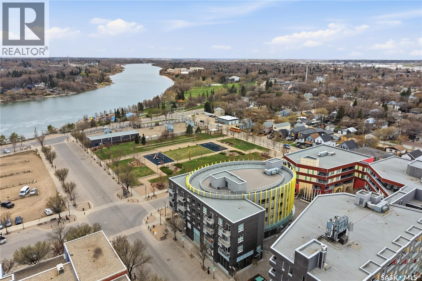 310 409 B Avenue S, Saskatoon, SK - Outdoor With Body Of Water With View