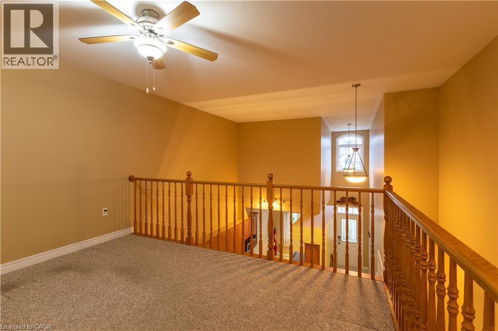 4066 Medland Drive, Burlington, ON - Indoor Photo Showing Other Room