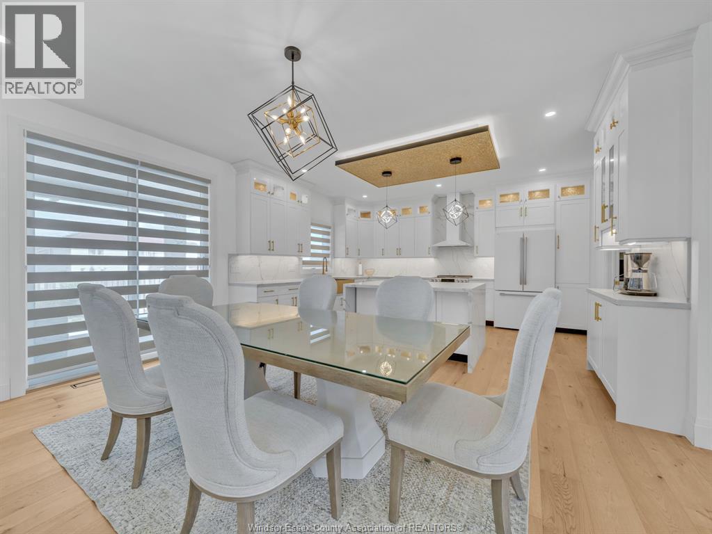 3684 Sutton Avenue, Windsor, ON - Indoor Photo Showing Dining Room