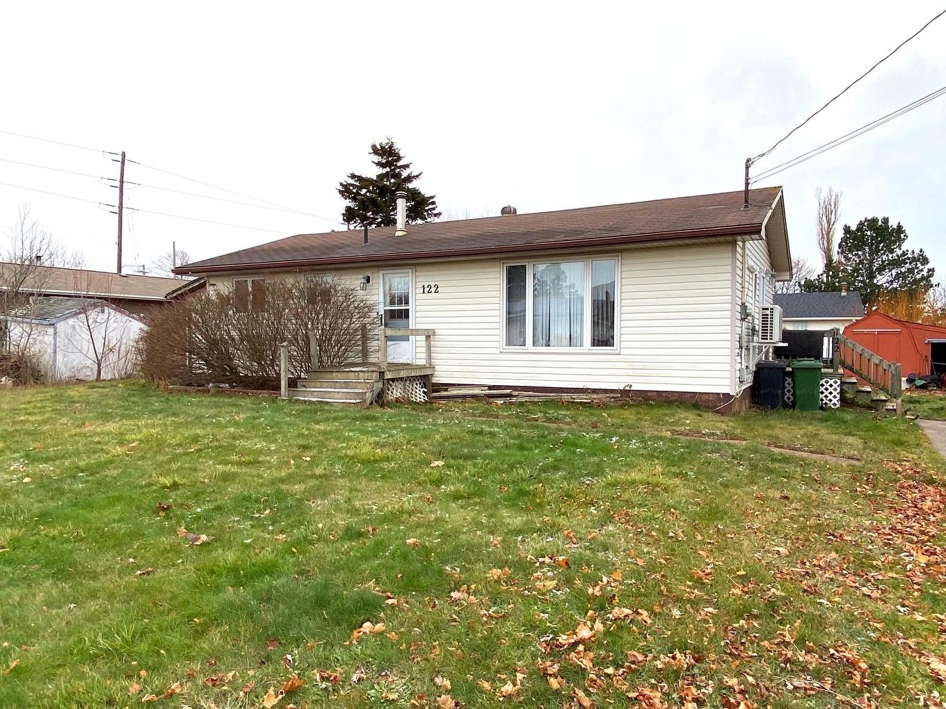 122 Mcneill Street, Summerside, PE
