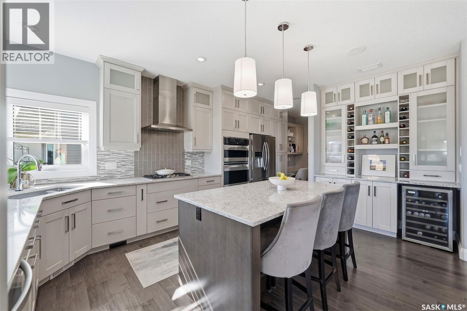 118 Werschner Crescent, Saskatoon, SK - Indoor Photo Showing Kitchen With Upgraded Kitchen