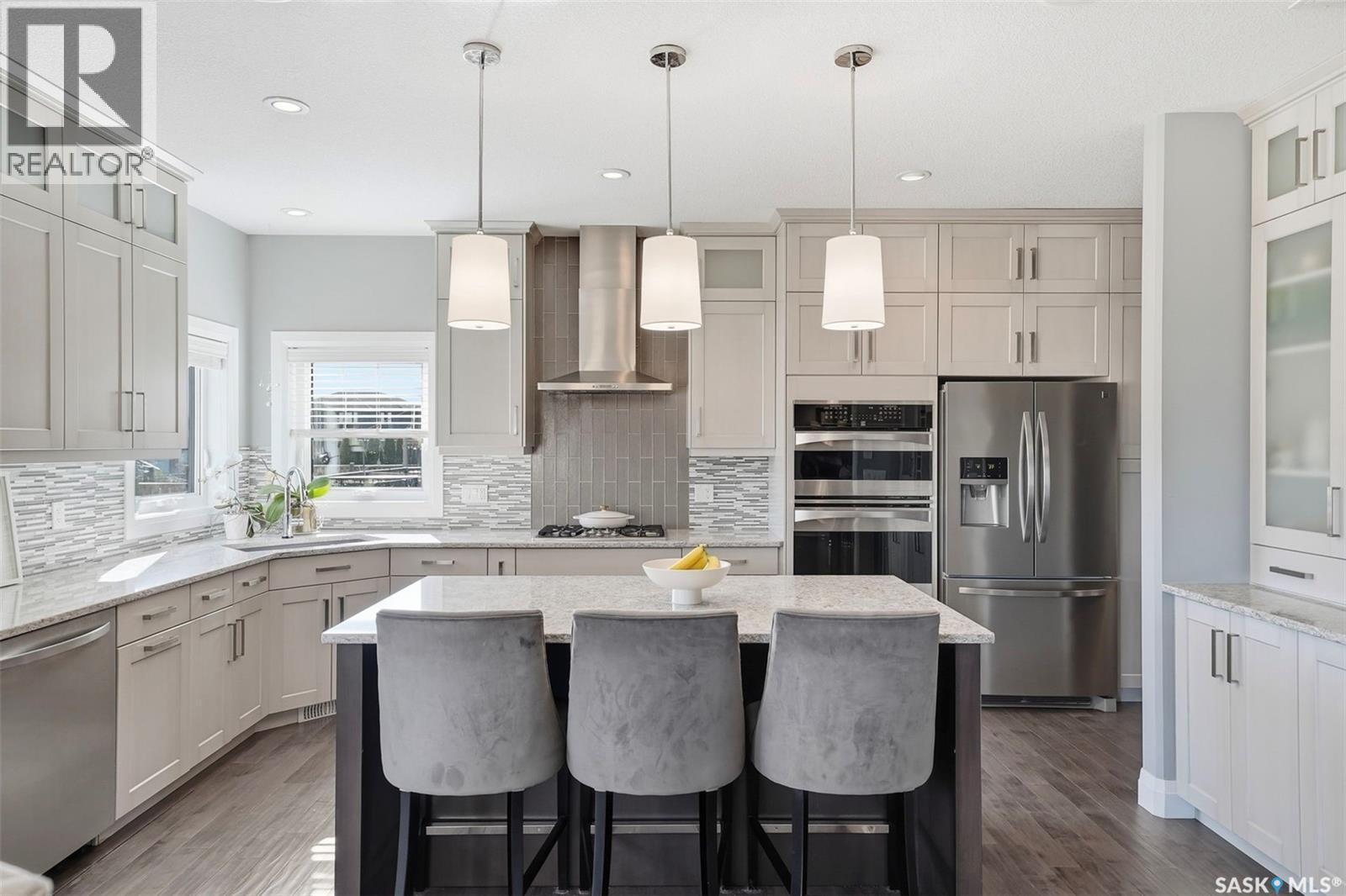 118 Werschner Crescent, Saskatoon, SK - Indoor Photo Showing Kitchen With Upgraded Kitchen