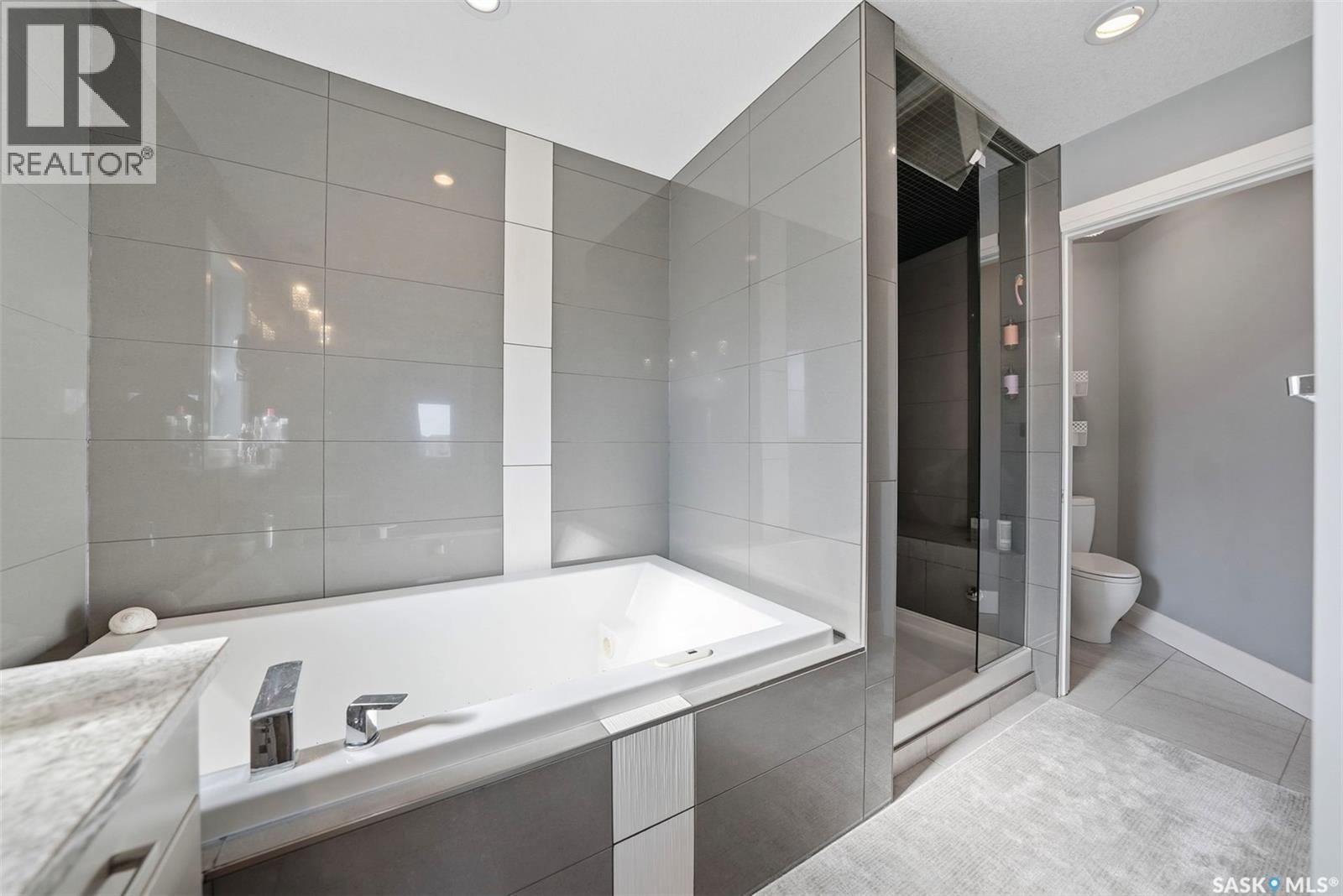 118 Werschner Crescent, Saskatoon, SK - Indoor Photo Showing Bathroom