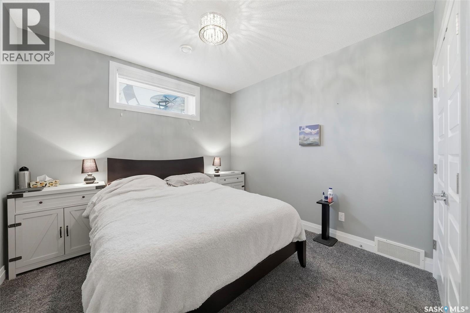 118 Werschner Crescent, Saskatoon, SK - Indoor Photo Showing Bedroom